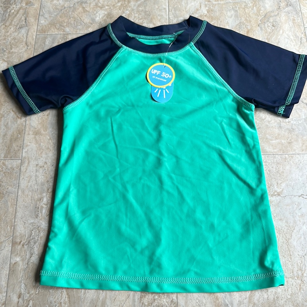 LIGHTNING BUG RASHGUARD: GREEN/BLUE: NEW WITH TAGS: SIZE 6